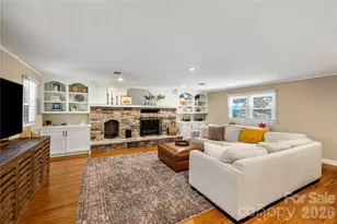 213 Dogwood Dr, Mount Holly, NC 28120 - Photo 5