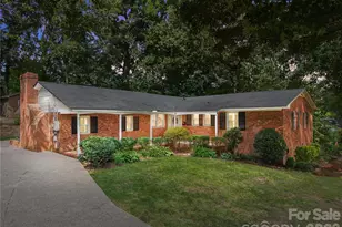 213 Dogwood Dr, Mount Holly, NC 28120 - Photo 1