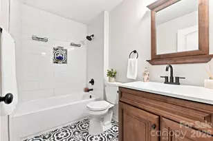 411 E Tennessee Ave, Bessemer City, NC 28016 - Photo 13