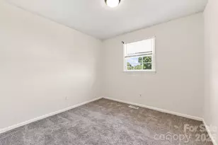 411 E Tennessee Ave, Bessemer City, NC 28016 - Photo 11