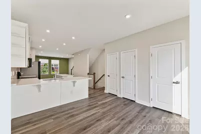 324 Yorkshire Drive, Charlotte, NC 28217 - Photo 7