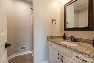 2744 Von Thuringer Ct, Charlotte, NC 28210 - Photo 15