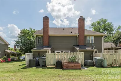 2744 Von Thuringer Court, Charlotte, NC 28210 - Photo 23