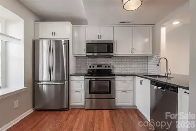2744 Von Thuringer Court, Charlotte, NC 28210 - Photo 3