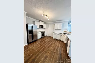 805 Mattox Court, Charlotte, NC 28216 - Photo 9