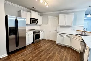 805 Mattox Ct, Charlotte, NC 28216 - Photo 9