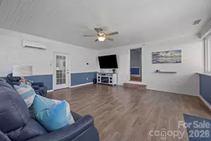7701 Shady Ln, Charlotte, NC 28215 - Photo 23