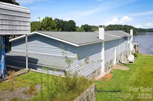 4928 Northcrest St, Claremont, NC 28610 - Photo 5