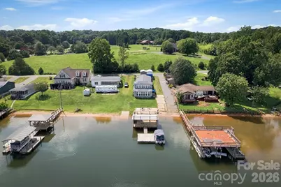 4928 Northcrest Street, Claremont, NC 28610 - Photo 7