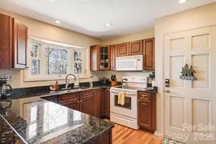 170 Lucas Ln, Mars Hill, NC 28754 - Photo 7