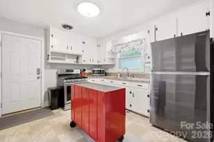 3437 Dublin Rd, Charlotte, NC 28208 - Photo 9