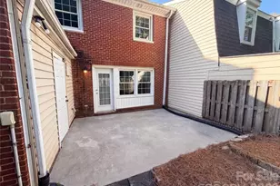 8042 Regent Park Ln, Charlotte, NC 28210 - Photo 25
