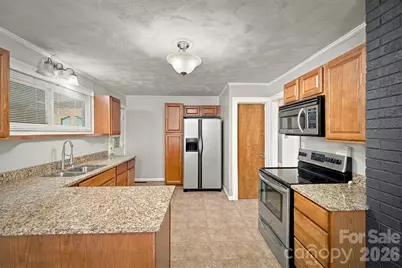 316 Hibriten Drive SW, Lenoir, NC 28645 - Photo 11