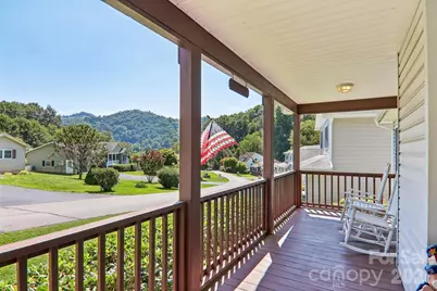 117 Pinellas Lane, Waynesville, NC 28785 - Photo 3