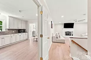 436 Peace Haven Rd, Winston Salem, NC 27103 - Photo 9