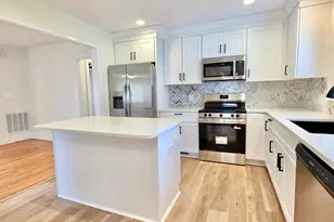264 3rd Ave SW, Taylorsville, NC 28681 - Photo 7