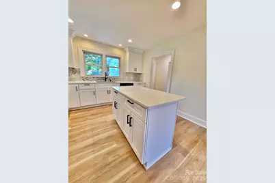 264 3rd Avenue SW, Taylorsville, NC 28681 - Photo 13