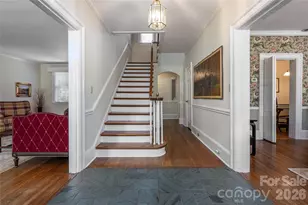 17 Lynwood Rd, Asheville, NC 28804 - Photo 5