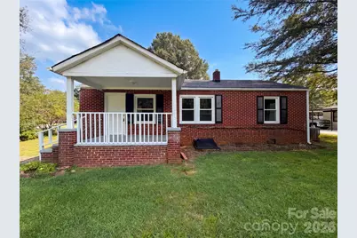 1006 Peachtree Road, Charlotte, NC 28216 - Photo 1