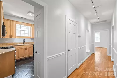 920 Monticello Terrace #305, Charlotte, NC 28204 - Photo 3