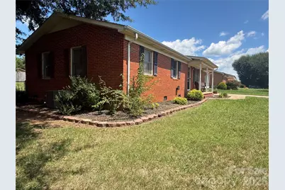 1710 Patrick Avenue, Boiling Springs, NC 28152 - Photo 5