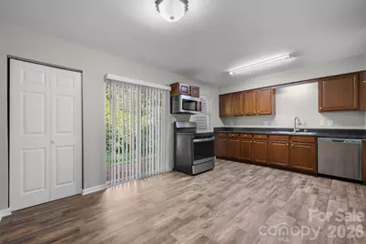 9149 Spyglass Place, Charlotte, NC 28214 - Photo 11