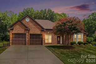 1523 Sweetgum Ln, Matthews, NC 28105 - Photo 1