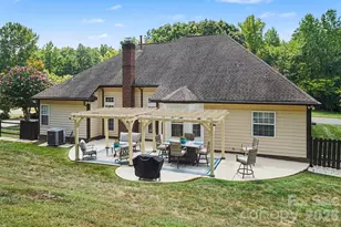 1523 Sweetgum Ln, Matthews, NC 28105 - Photo 25