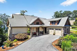 851 Sunlight Ridge Dr, Hendersonville, NC 28792 - Photo 9