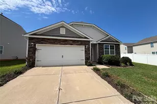 6816 Pennyroyal Wy, Charlotte, NC 28216 - Photo 1