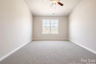 3048 Aberleaf Ln, Charlotte, NC 28227 - Photo 9