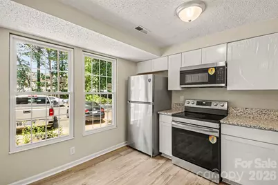 5912 Bayswater Lane, Charlotte, NC 28212 - Photo 3