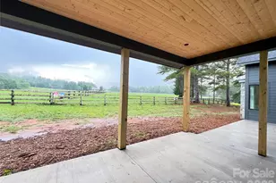 2303 Paddock Cir, Morganton, NC 28655 - Photo 31