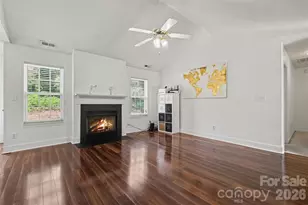 4437 Craven Hill Dr, Charlotte, NC 28216 - Photo 7