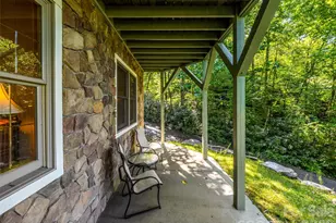 38 Mountain Crest Dr, Hendersonville, NC 28739 - Photo 45