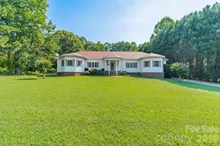 1673 Forest Ridge Dr, Stanley, NC 28164 - Photo 9