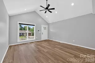 2416 4th Ave NW, Hickory, NC 28601 - Photo 5