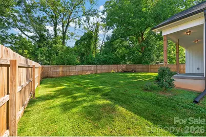 2416 4th Avenue NW, Hickory, NC 28601 - Photo 17