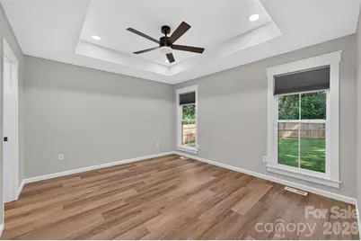 2416 4th Avenue NW, Hickory, NC 28601 - Photo 13