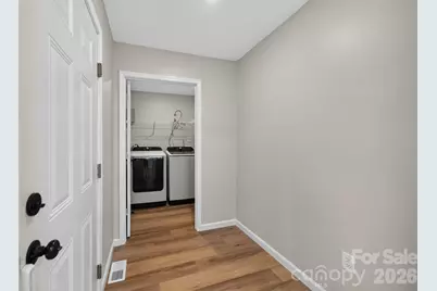 2416 4th Avenue NW, Hickory, NC 28601 - Photo 11
