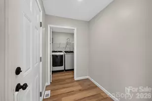 2416 4th Ave NW, Hickory, NC 28601 - Photo 11