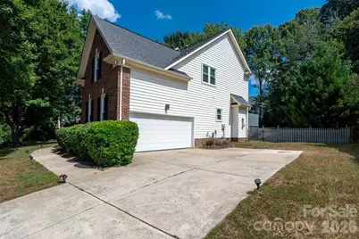 3415 Twelve Oaks Place, Charlotte, NC 28270 - Photo 37