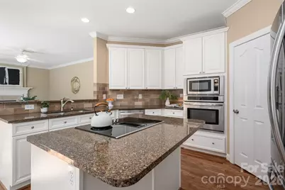 3415 Twelve Oaks Place, Charlotte, NC 28270 - Photo 13