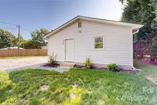2106 Statesville Hwy, Mooresville, NC 28115 - Photo 25