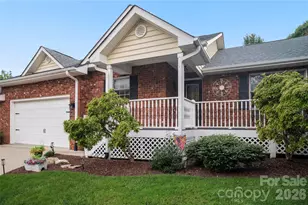 647 High Quarry Rd, Hendersonville, NC 28791 - Photo 3