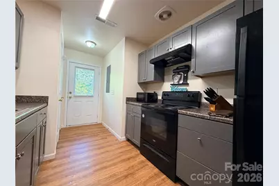 368 E Mills Avenue, Mooresville, NC 28115 - Photo 7
