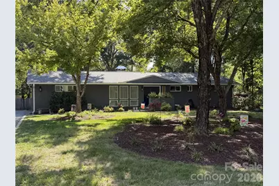 1901 Balfour Lane, Charlotte, NC 28216 - Photo 1