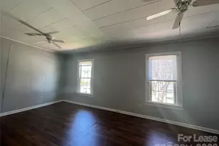 363 Pine St, Mount Holly, NC 28120 - Photo 7