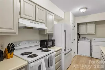 3520 Colony Crossing Drive, Charlotte, NC 28226 - Photo 7