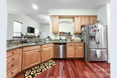 2702 Piersland Drive, Matthews, NC 28104 - Photo 13